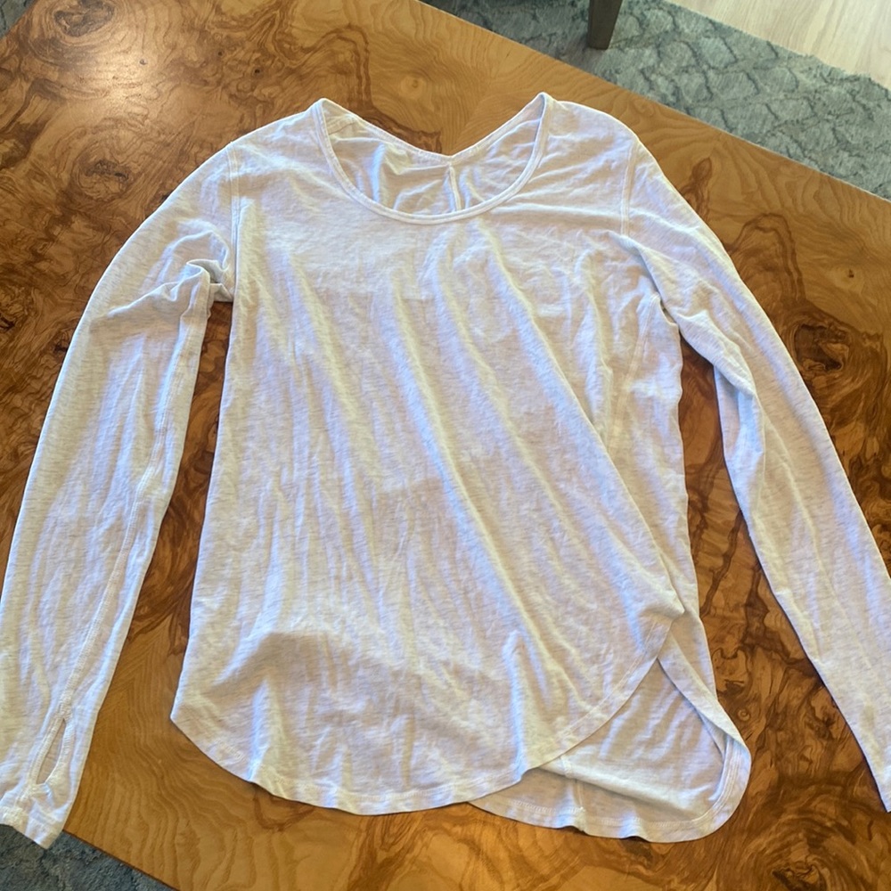Lululemon Long Sleeve size 6